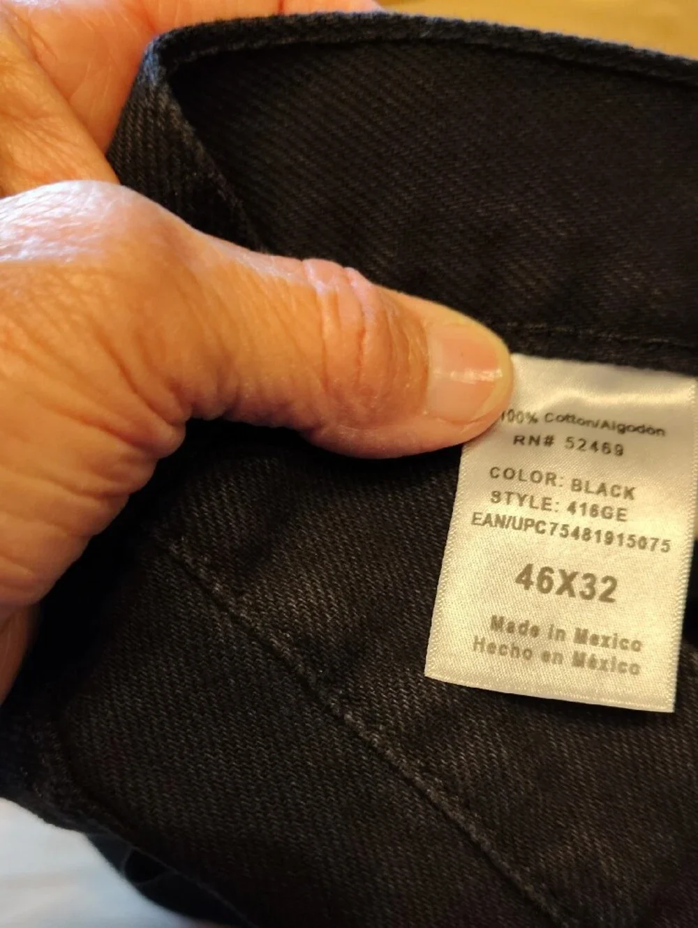 Black Men's jean 46x32